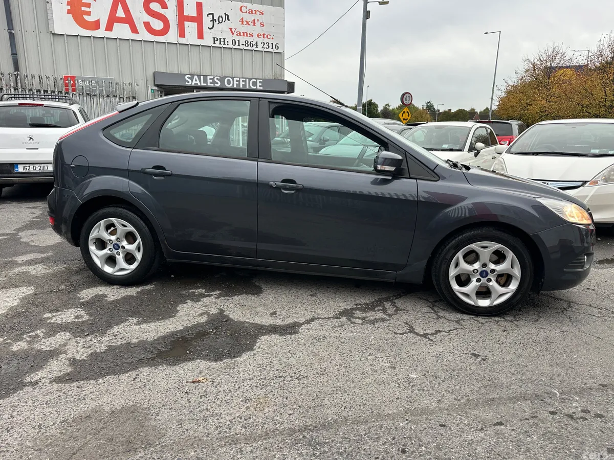 Ford Focus Hatchback, Diesel, 2011, Grey