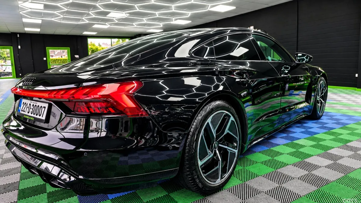 Audi e-tron GT quattro Hatchback, Electric, 2022, Black