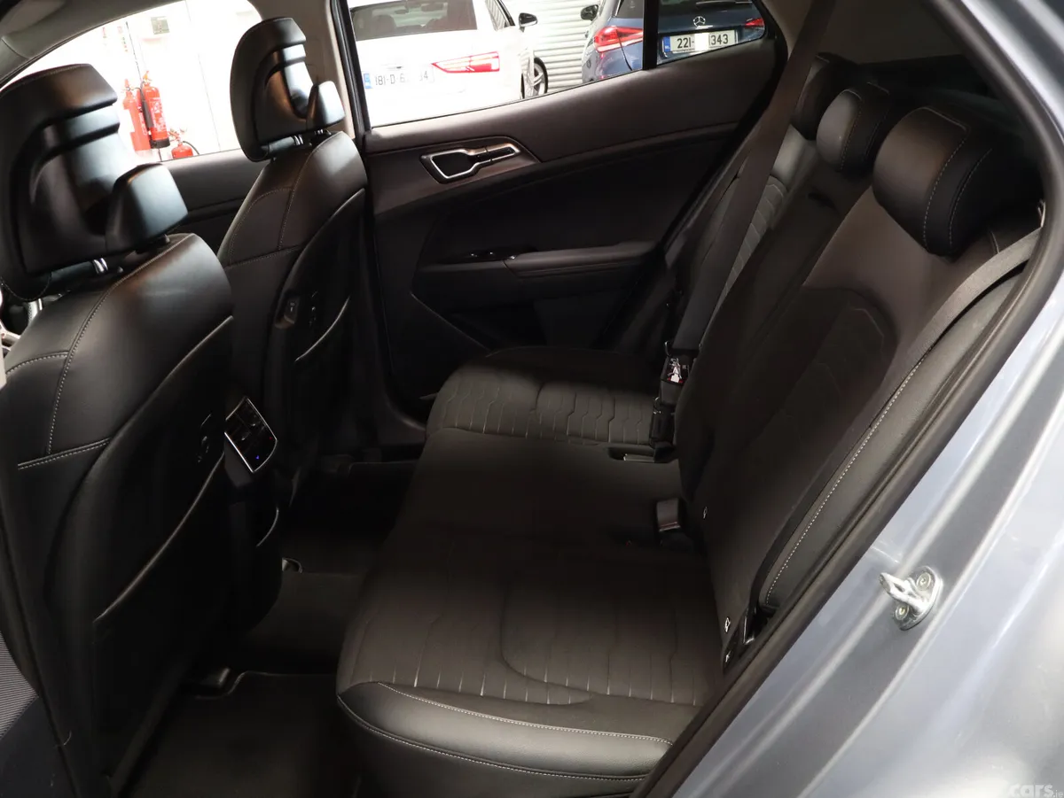Kia Sportage SUV, Petrol Plug-in Hybrid, 2022, Grey