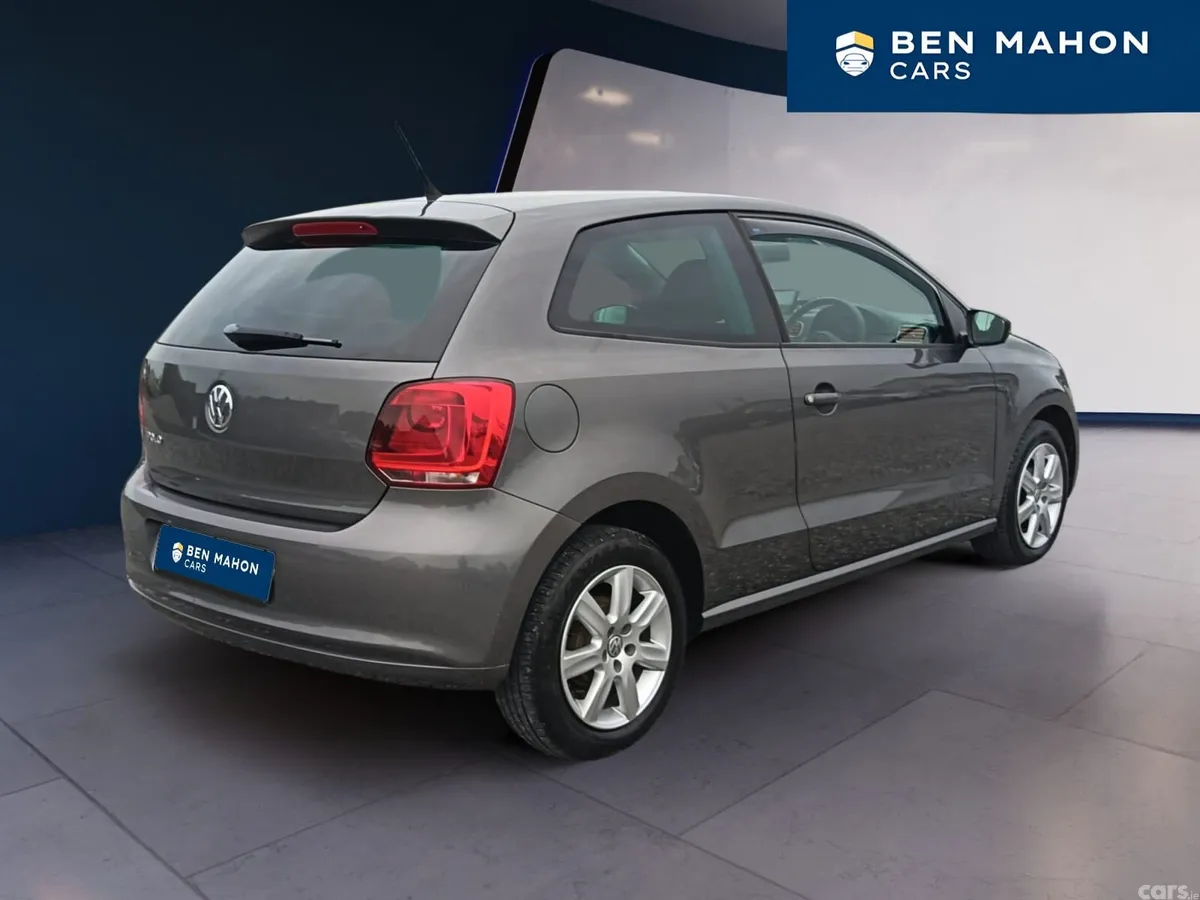 Volkswagen Polo Hatchback, Petrol, 2013, Grey
