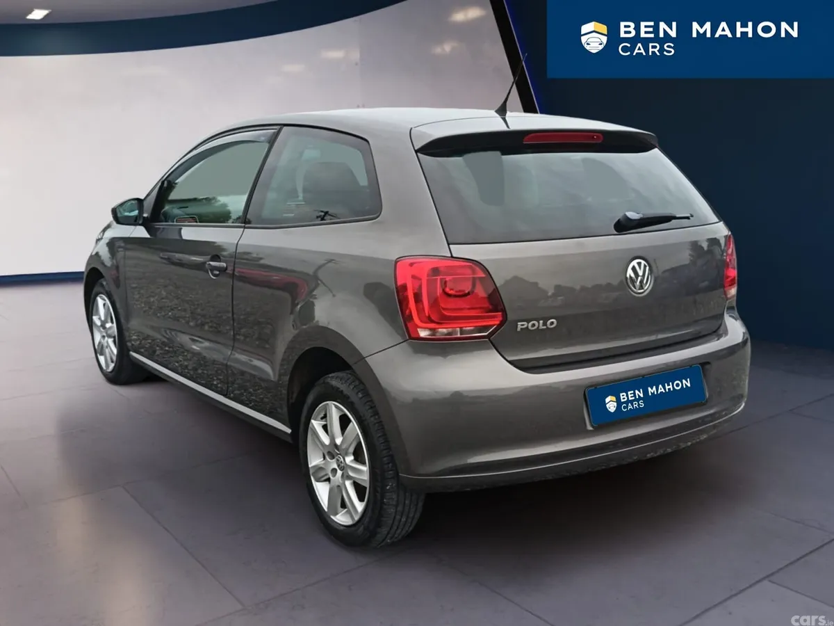 Volkswagen Polo Hatchback, Petrol, 2013, Grey