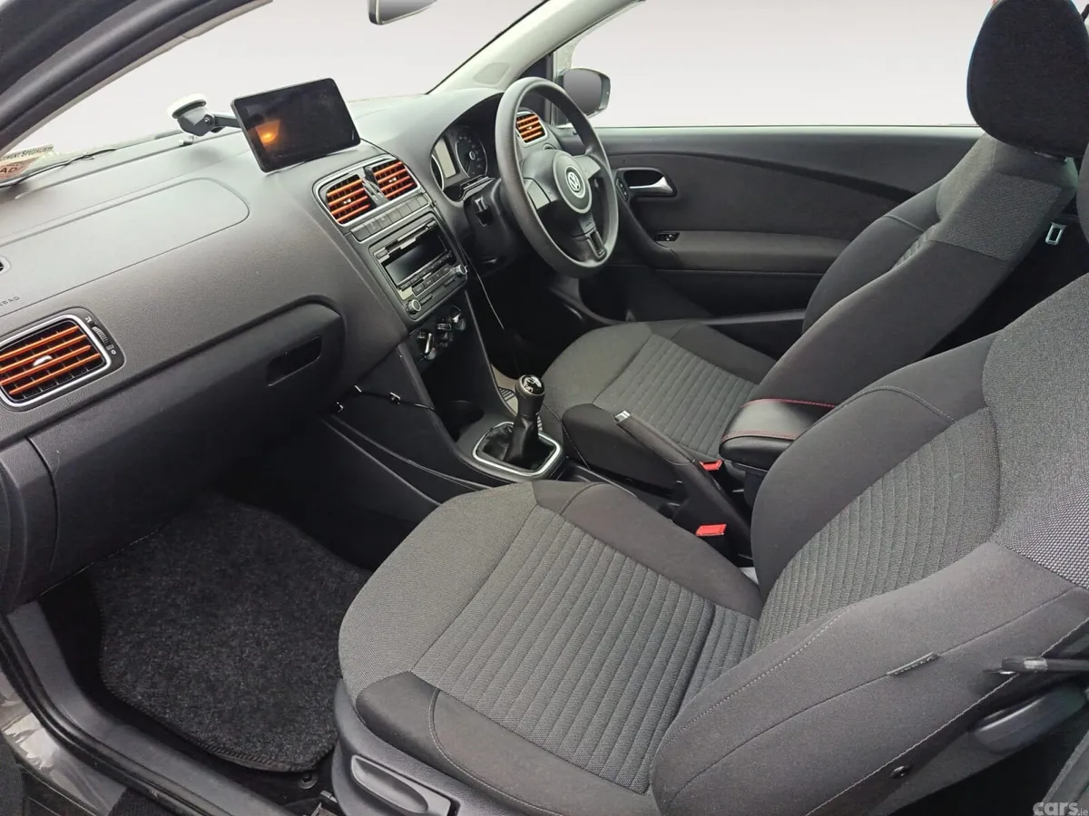 Volkswagen Polo Hatchback, Petrol, 2013, Grey