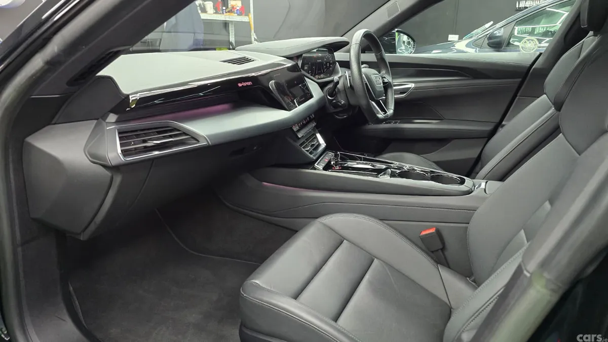 Audi e-tron GT quattro Hatchback, Electric, 2022, Black