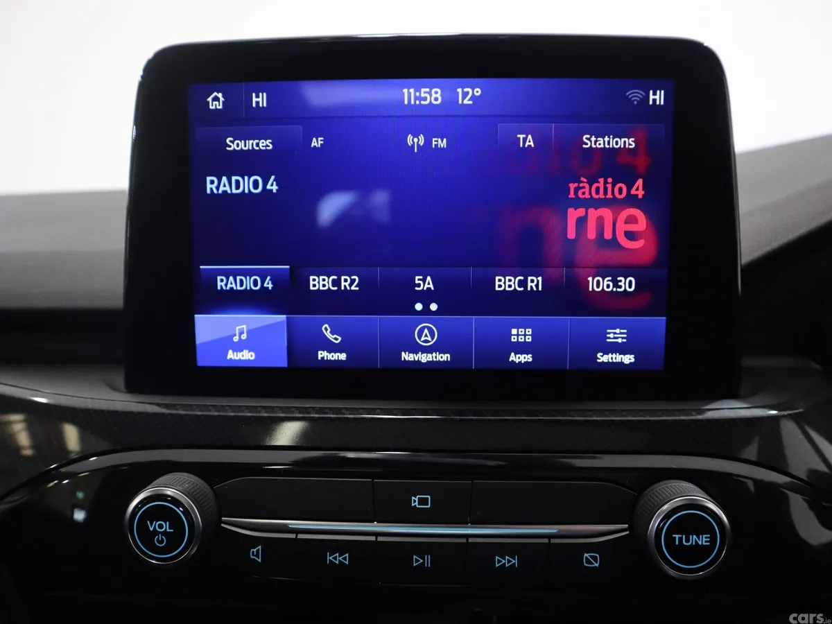 Ford Kuga SUV, Petrol Hybrid, 2023, Red