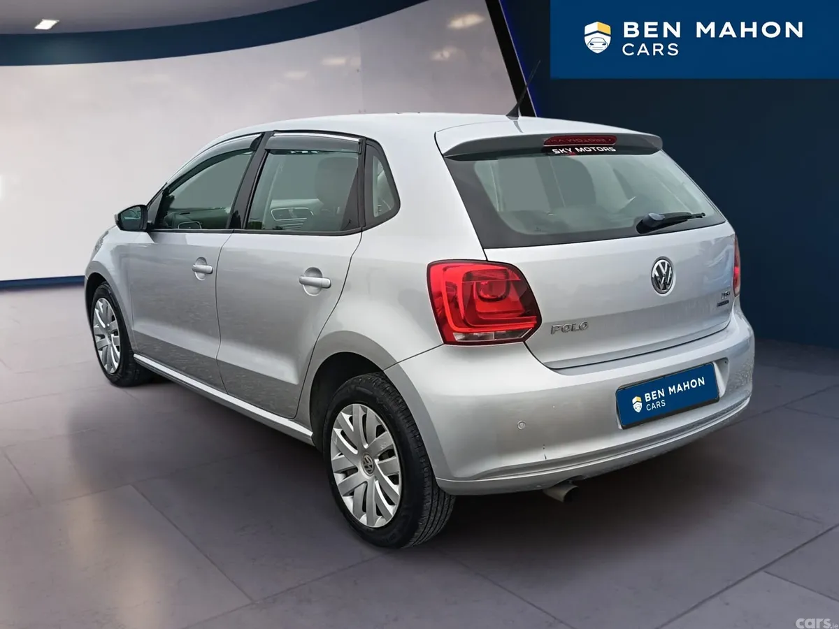Volkswagen Polo Hatchback, Petrol, 2014, Silver