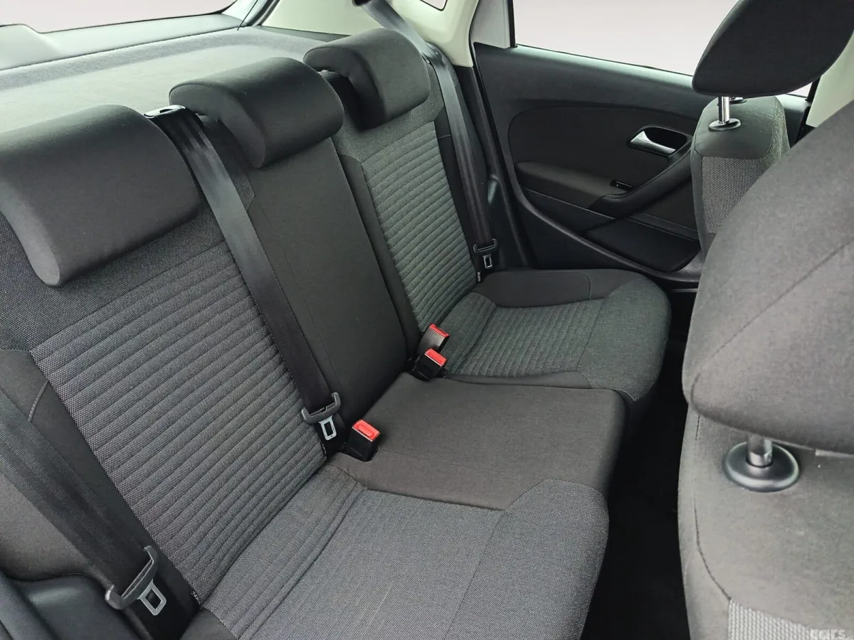 Volkswagen Polo Hatchback, Petrol, 2014, Silver