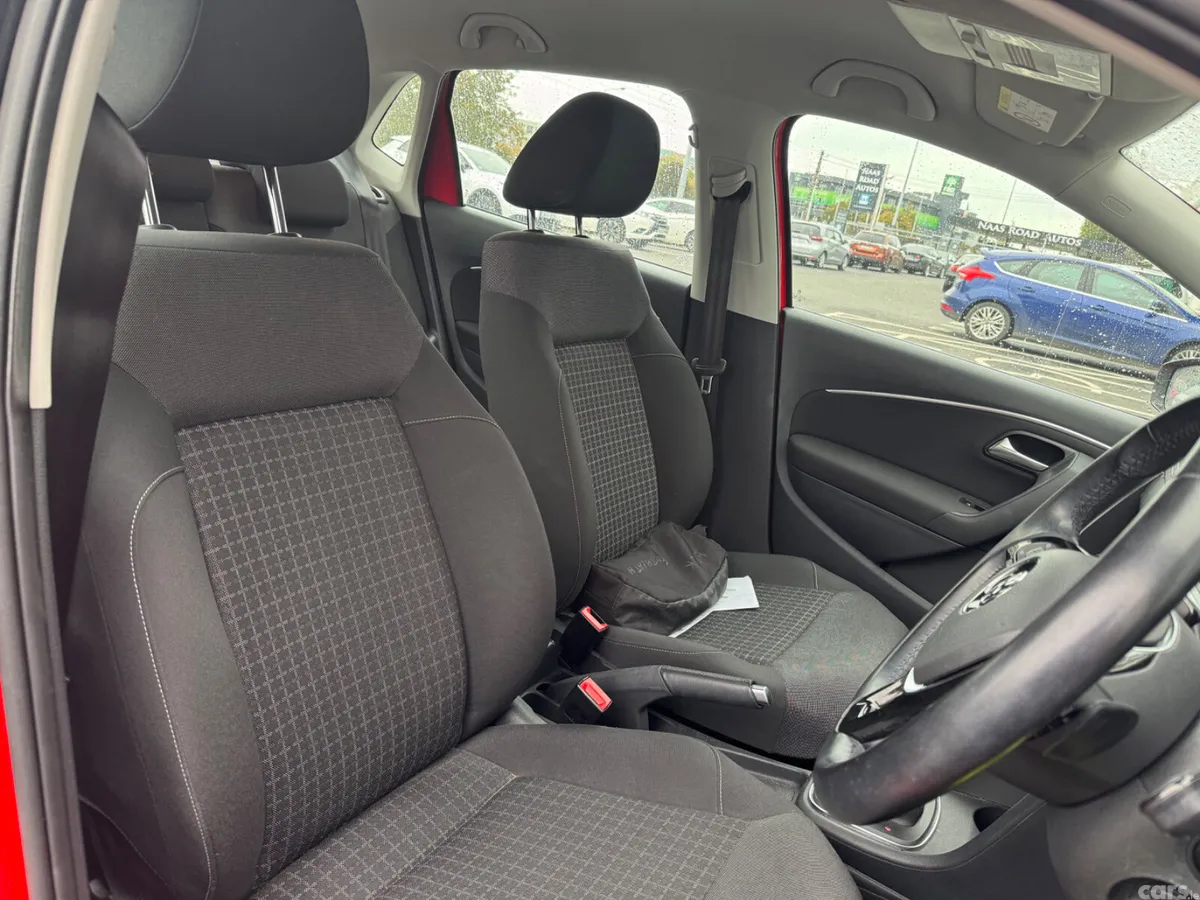 Volkswagen Polo Hatchback, Petrol, 2015, Red