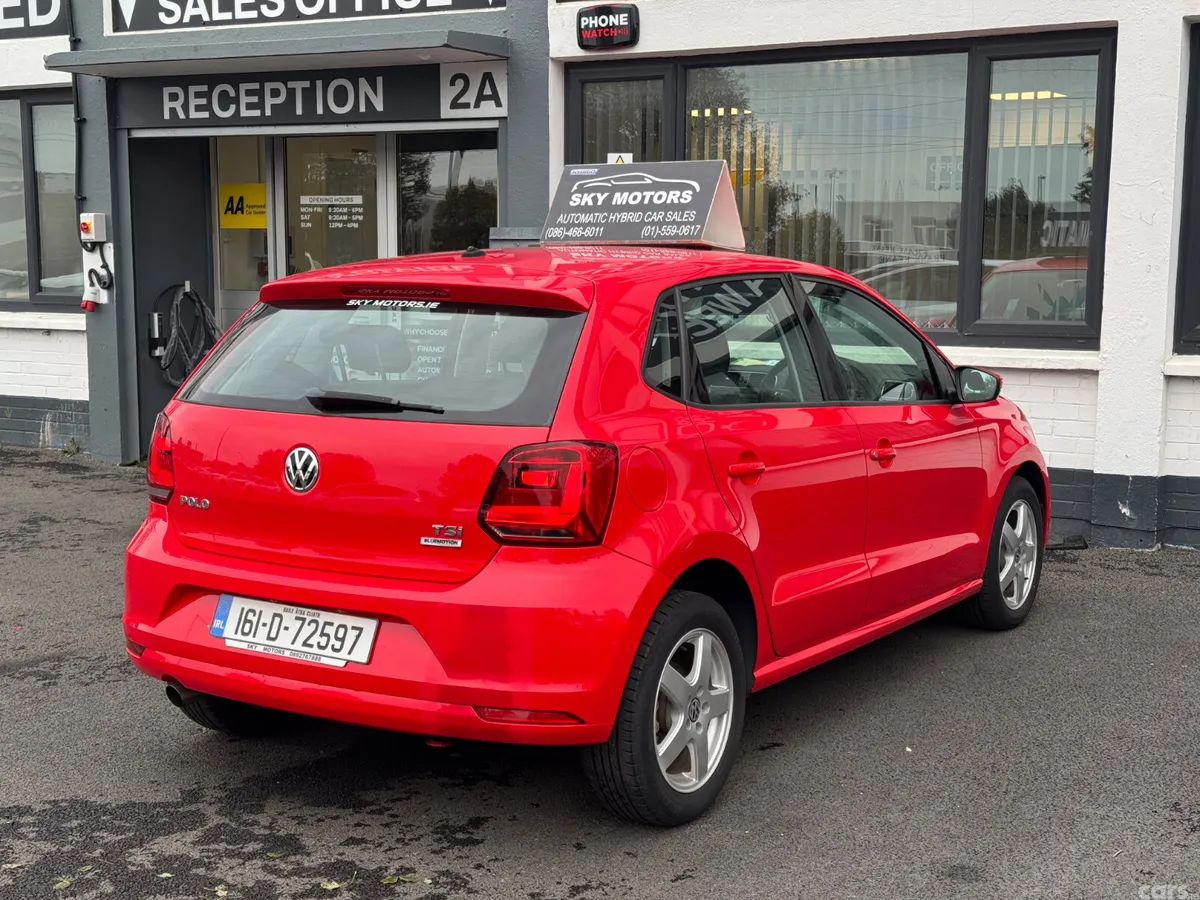 Volkswagen Polo Hatchback, Petrol, 2016, Red