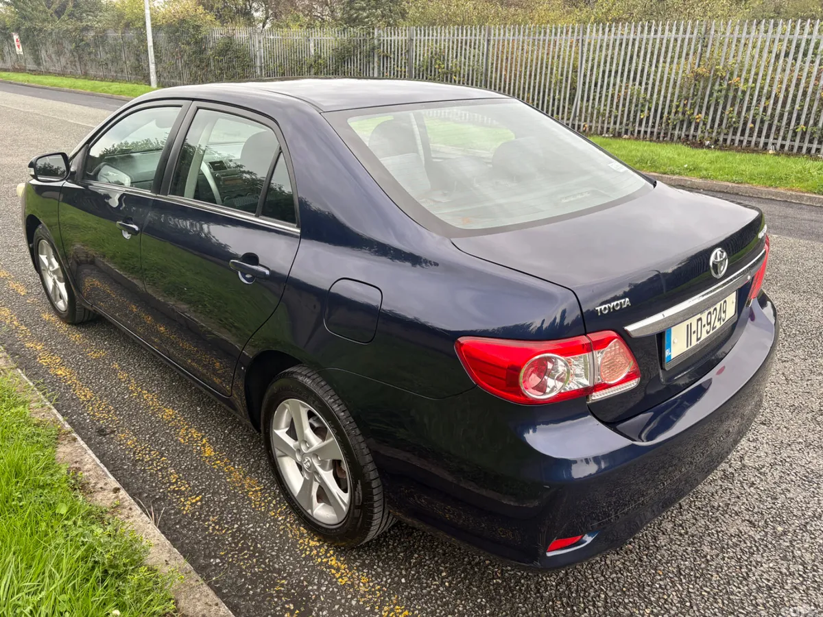 Toyota Corolla Saloon, Diesel, 2011, Blue