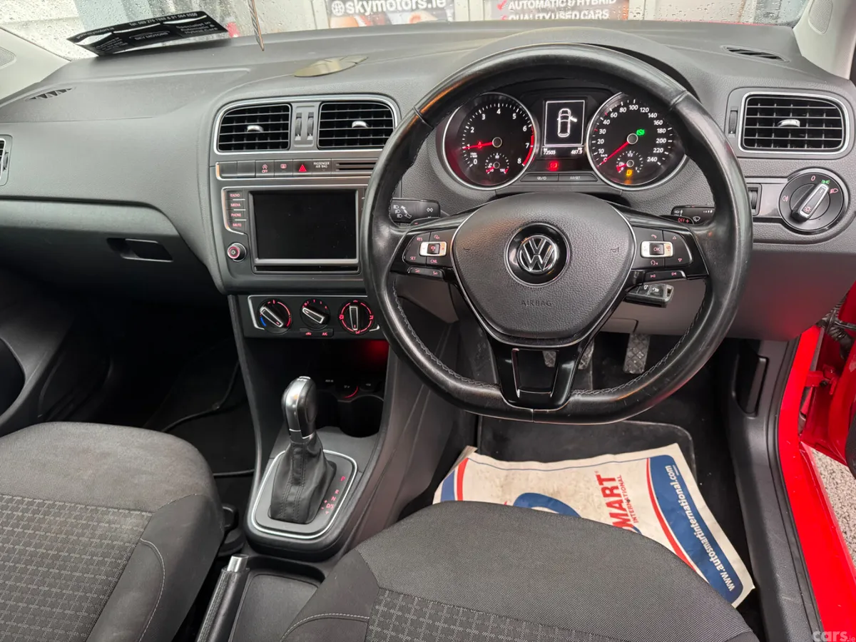 Volkswagen Polo Hatchback, Petrol, 2015, Red