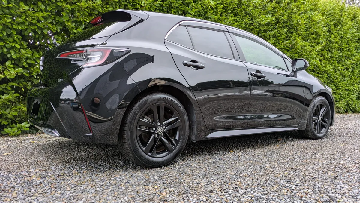 Toyota Corolla Hatchback, Petrol Hybrid, 2021, Black