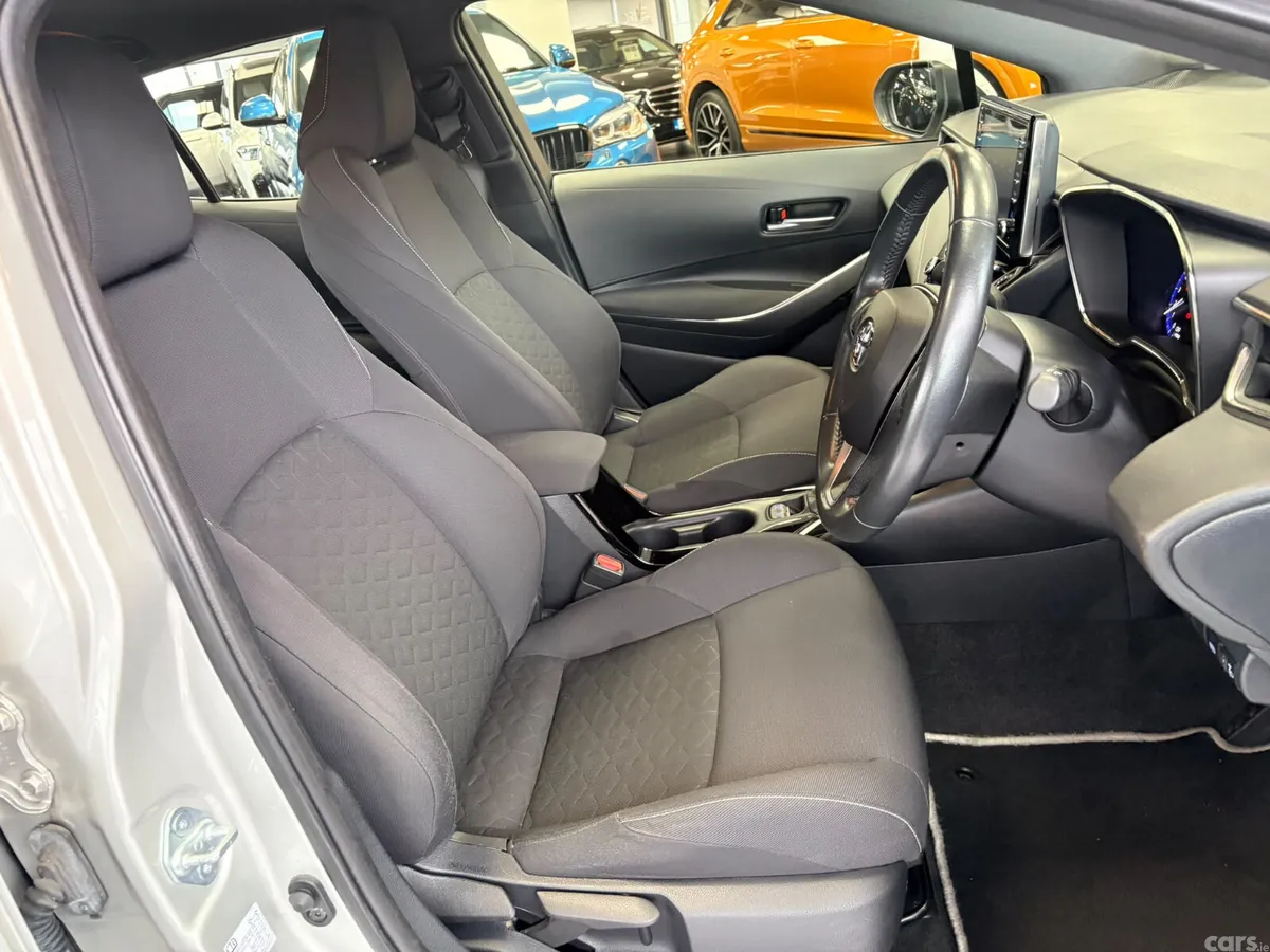 Toyota Corolla Hatchback, Petrol Hybrid, 2022, Grey
