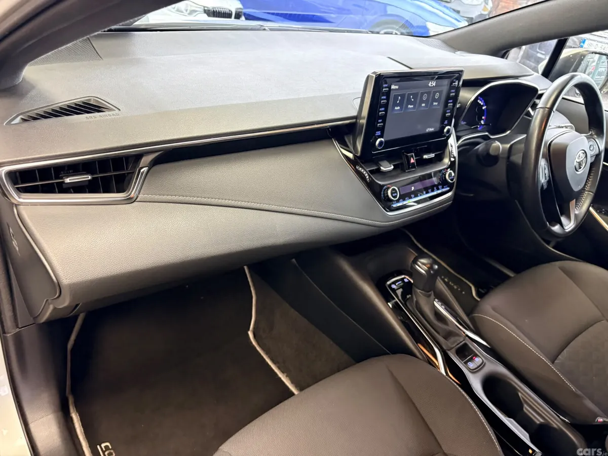Toyota Corolla Hatchback, Petrol Hybrid, 2022, Grey