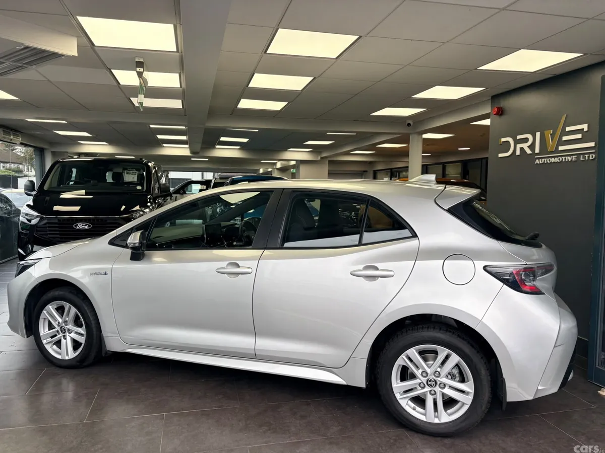 Toyota Corolla Hatchback, Petrol Hybrid, 2022, Grey