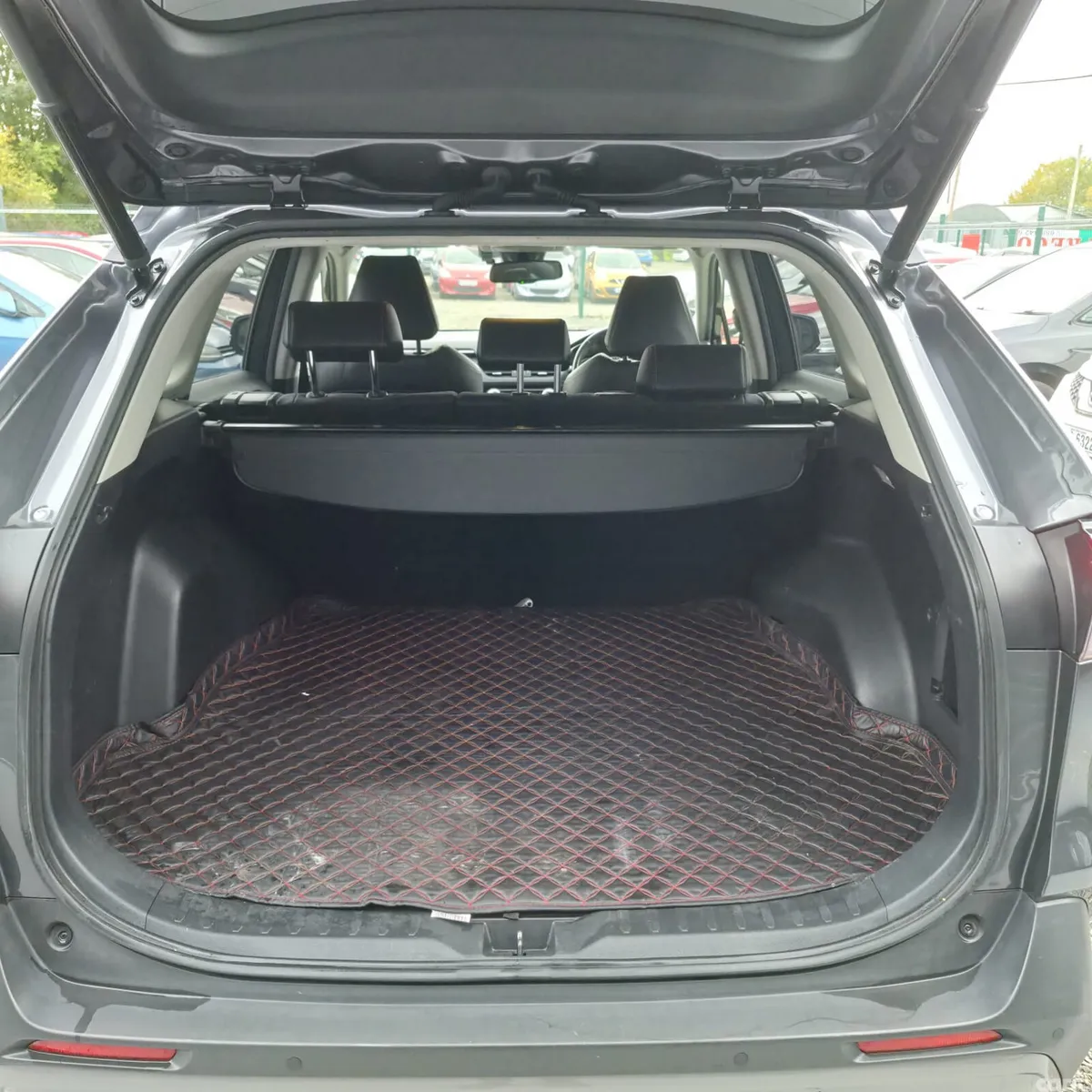 Toyota RAV4 SUV, Petrol Hybrid, 2021, Grey