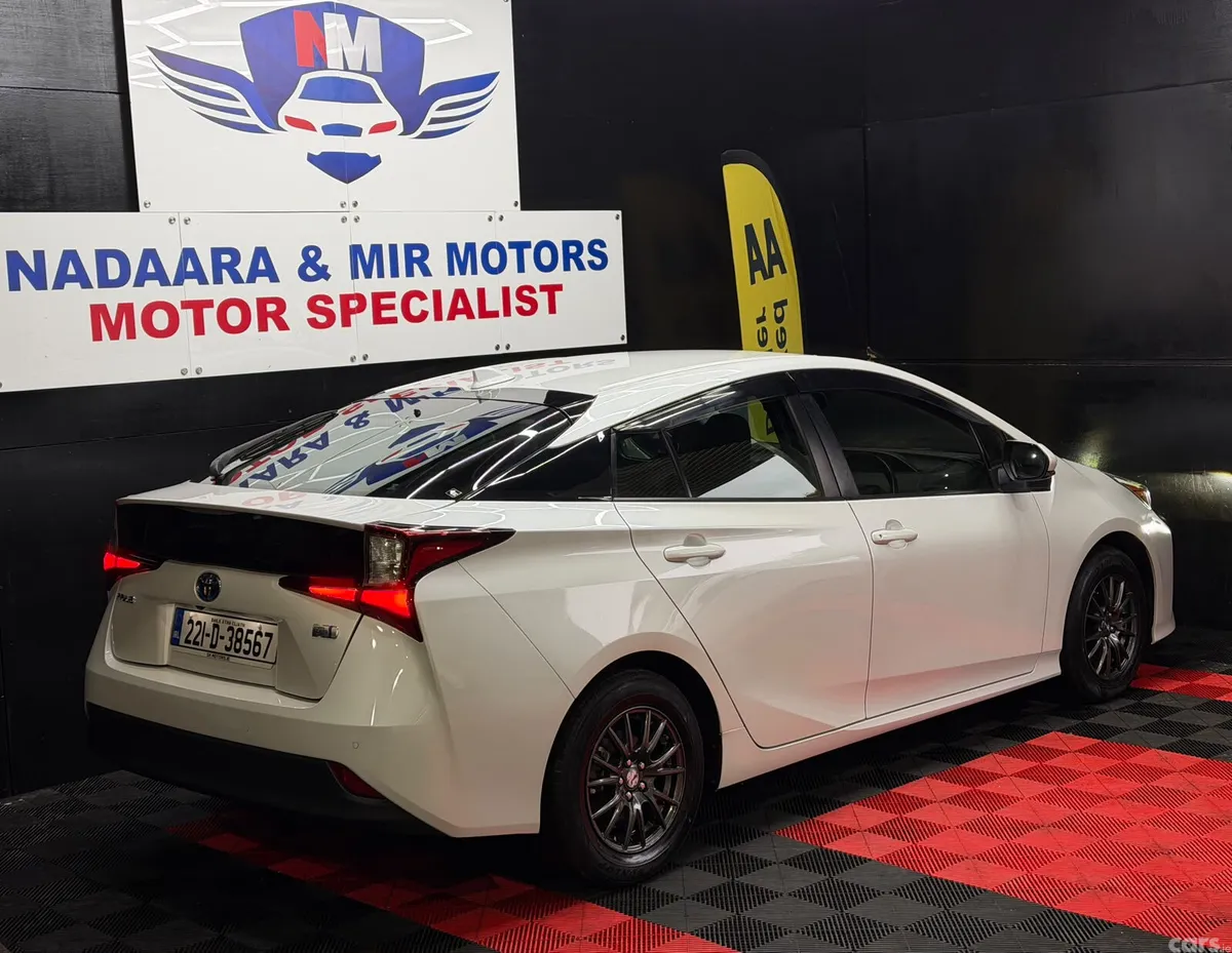Toyota Prius Hatchback, Petrol Hybrid, 2022, White