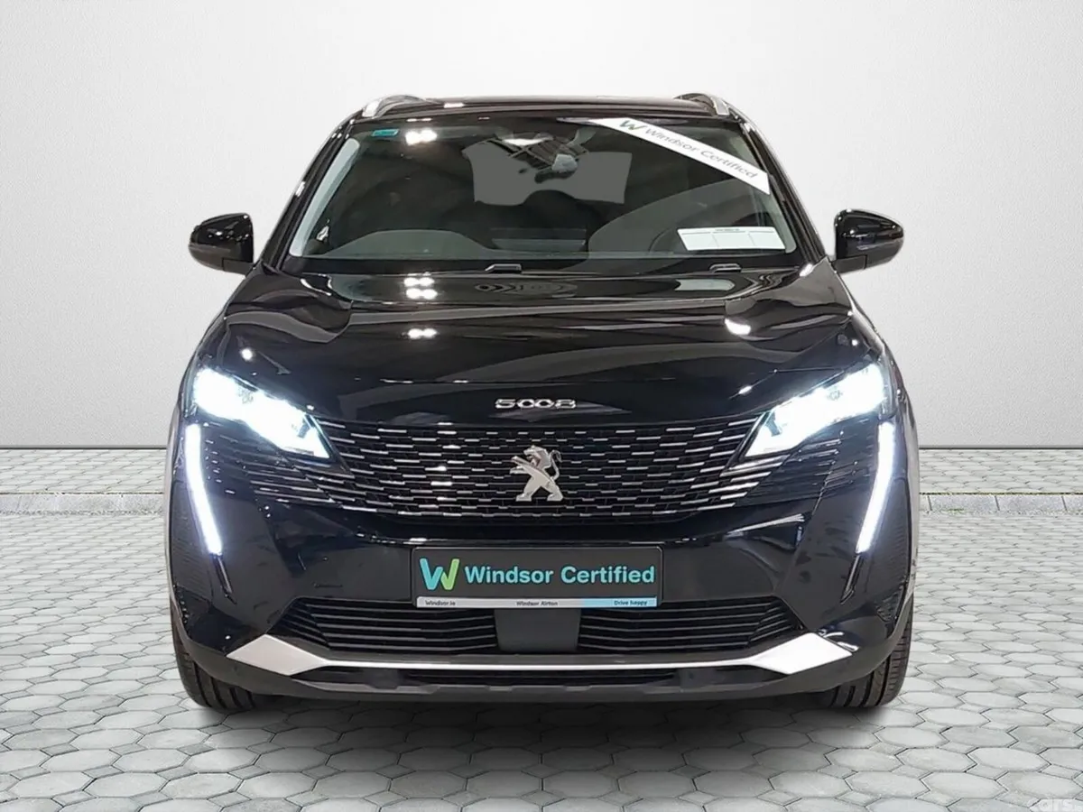 Peugeot 5008 MPV, Petrol, 2022, Black