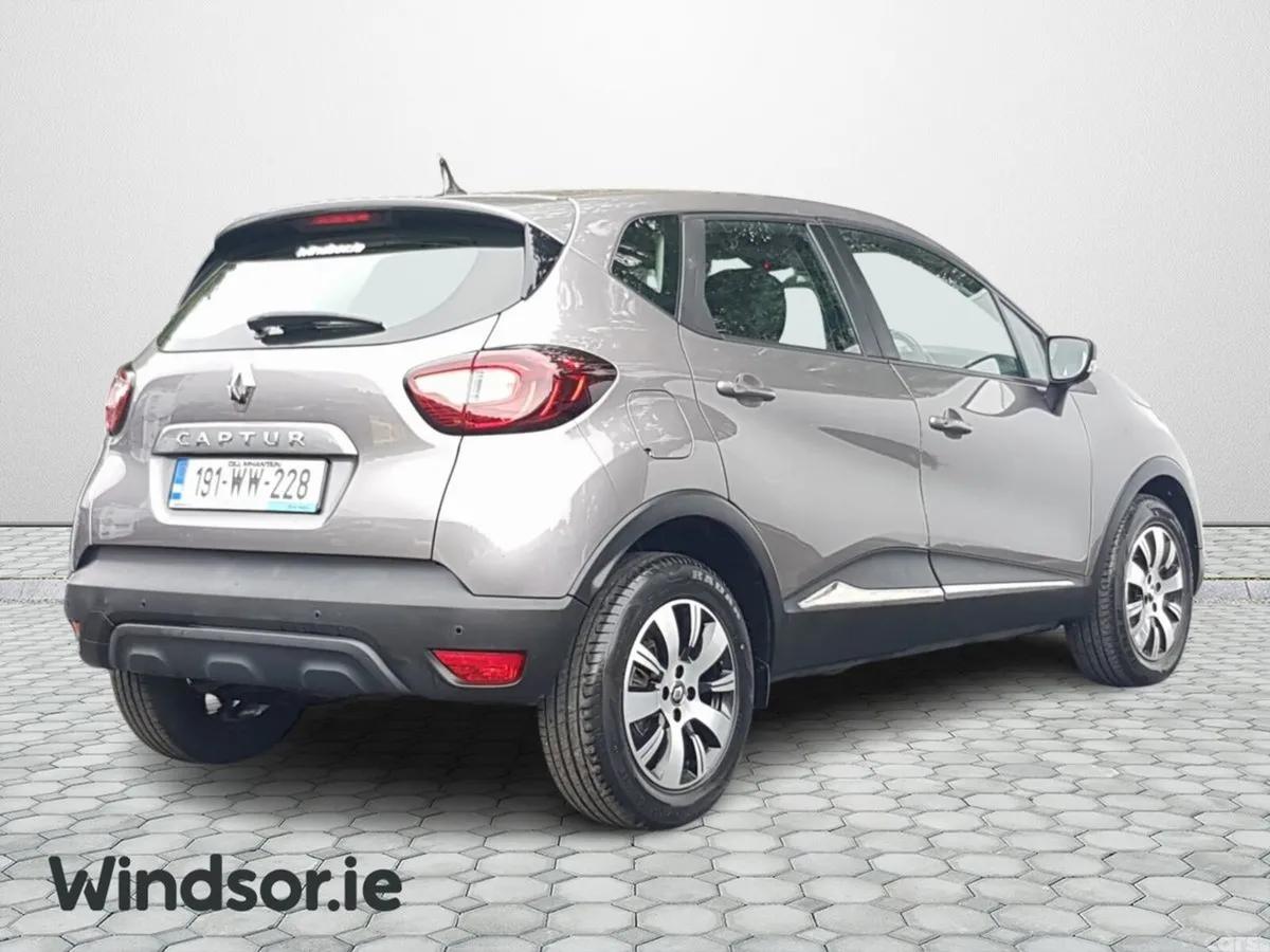Renault Captur Hatchback, Petrol, 2019, Grey
