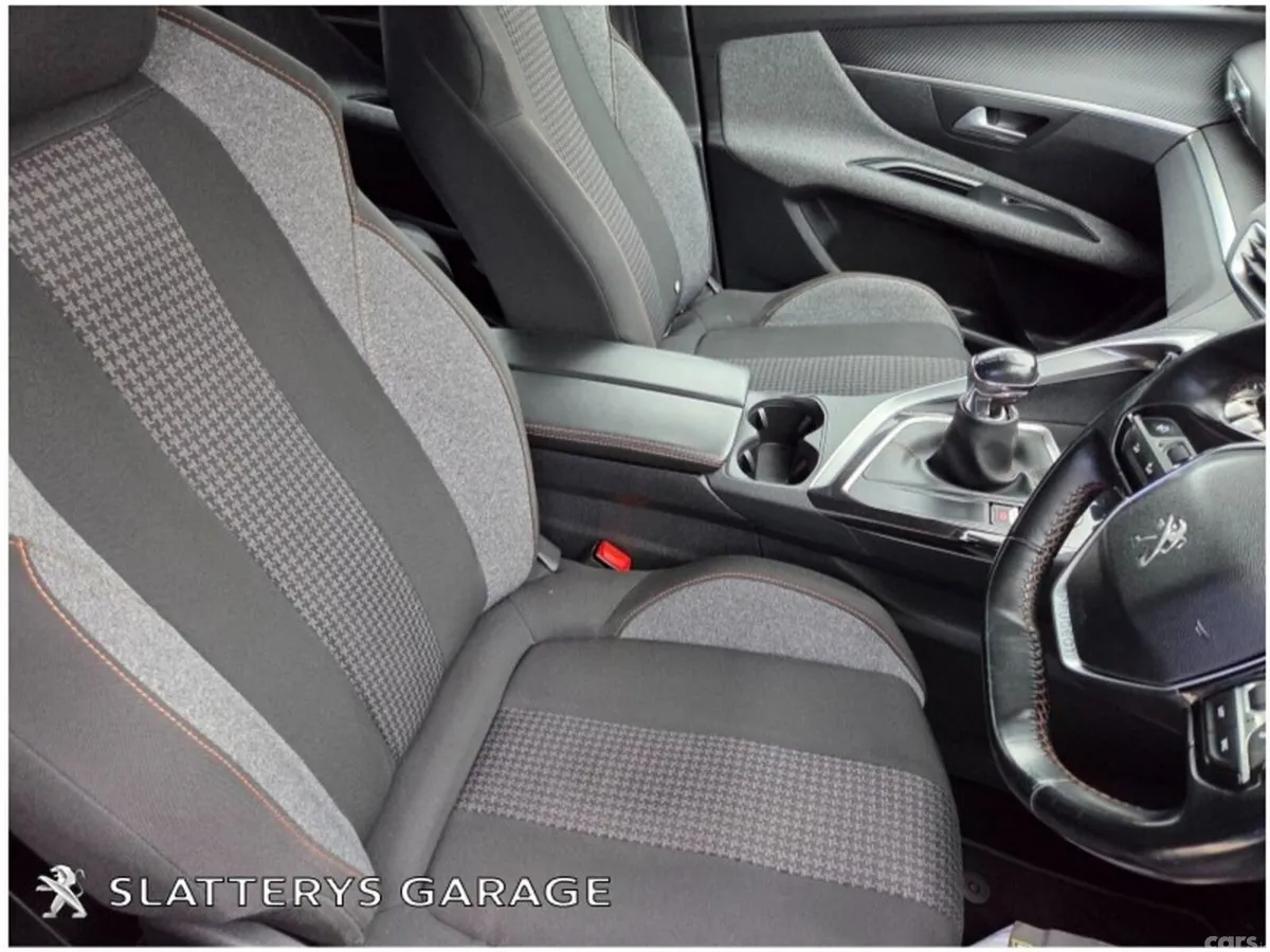 Peugeot 3008 SUV, Diesel, 2017, Brown