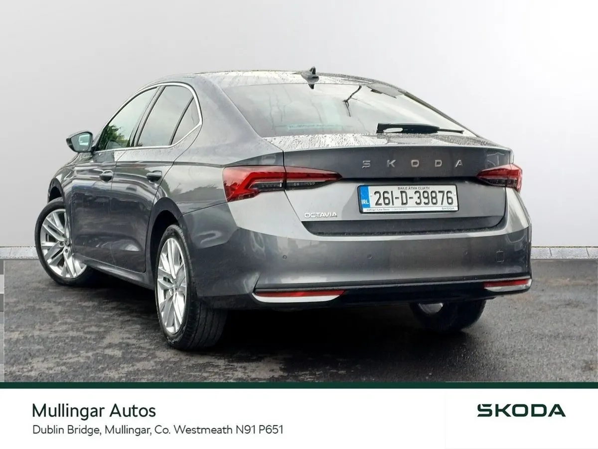 Skoda Octavia Saloon, Diesel, 2026, Grey