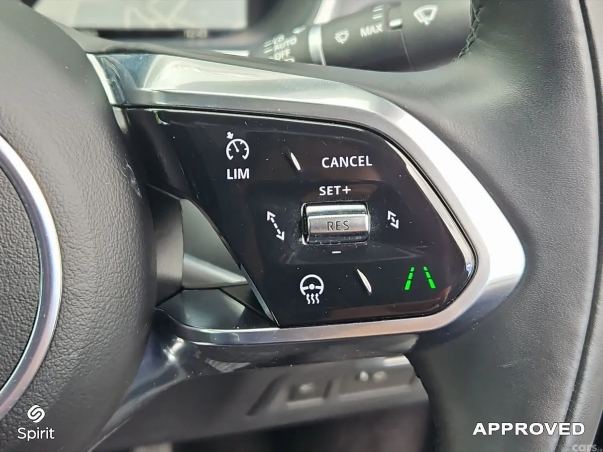 Jaguar I-Pace Hatchback, Electric, 2025, Blue