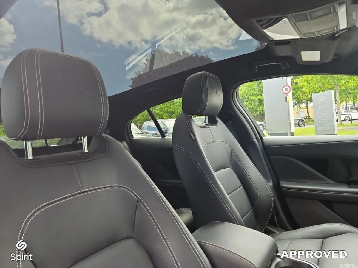 Jaguar I-Pace Hatchback, Electric, 2025, Blue