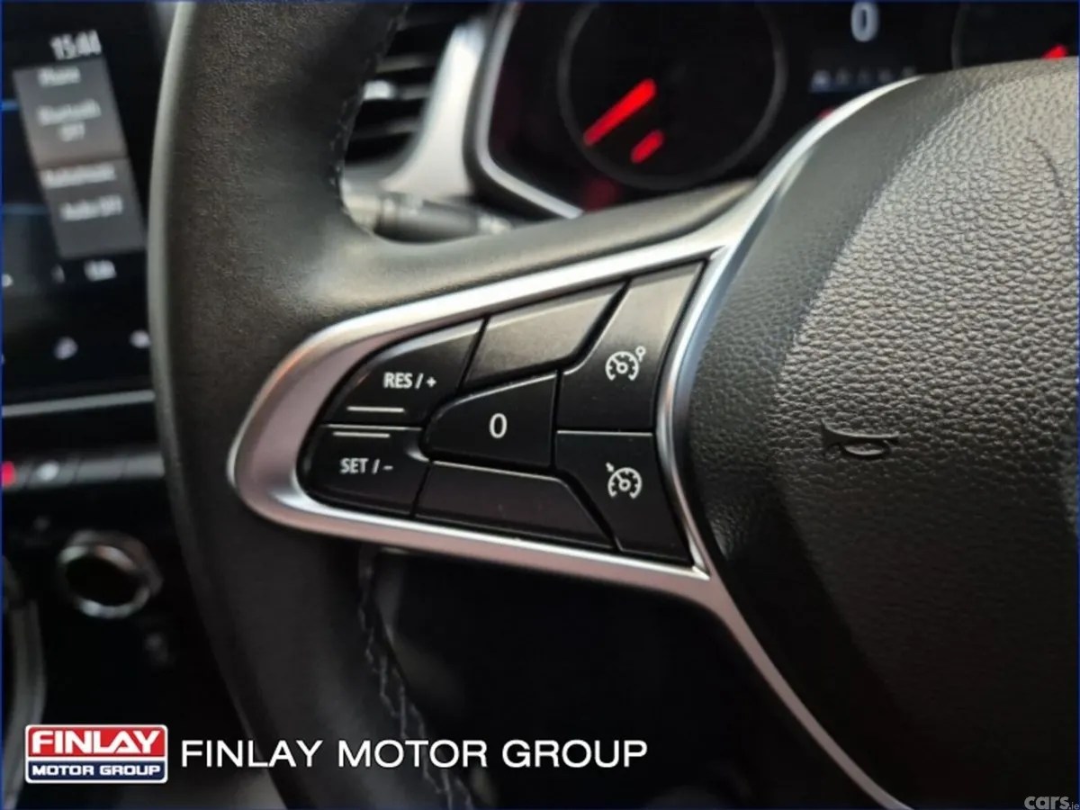 Renault Captur Hatchback, Diesel, 2021, Grey