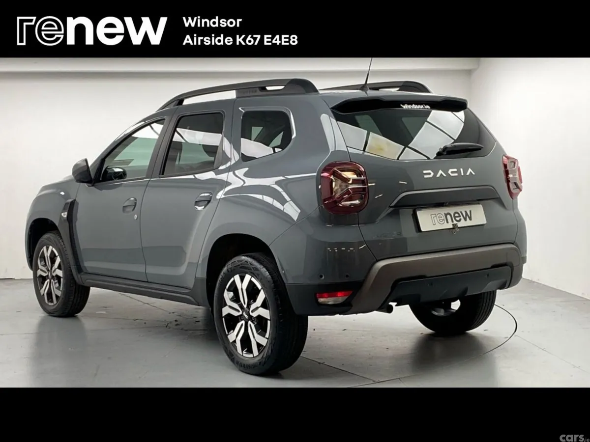 Dacia Duster SUV, Petrol, 2023, Grey