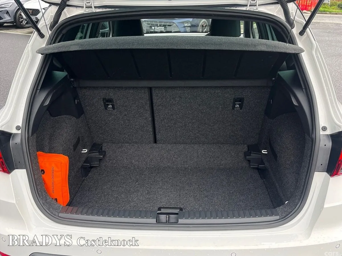 SEAT Arona SUV, Petrol, 2021, White