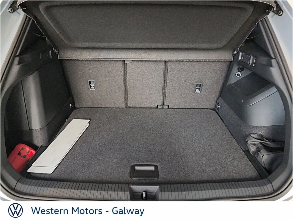 Volkswagen Tiguan SUV, Petrol Plug-in Hybrid, 2026, Silver