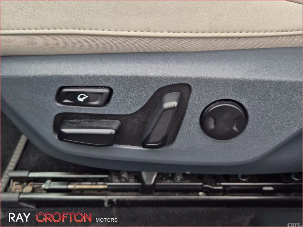 Kia EV6 MPV, Electric, 2023, Blue