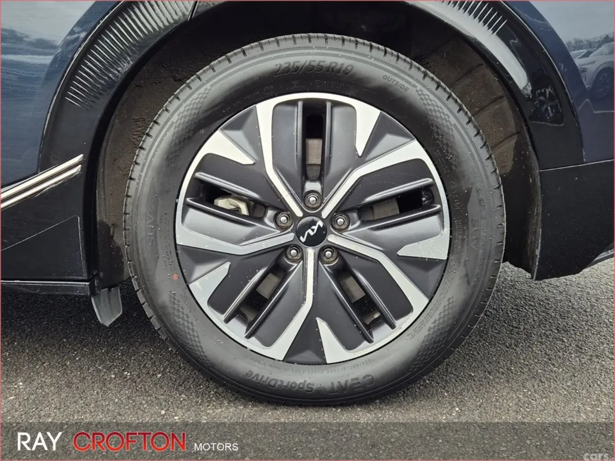 Kia EV6 MPV, Electric, 2023, Blue
