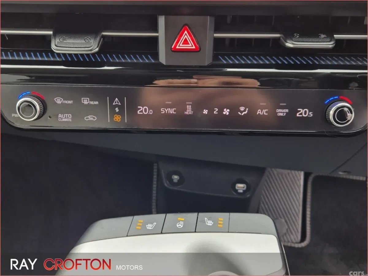 Kia EV6 MPV, Electric, 2023, Blue