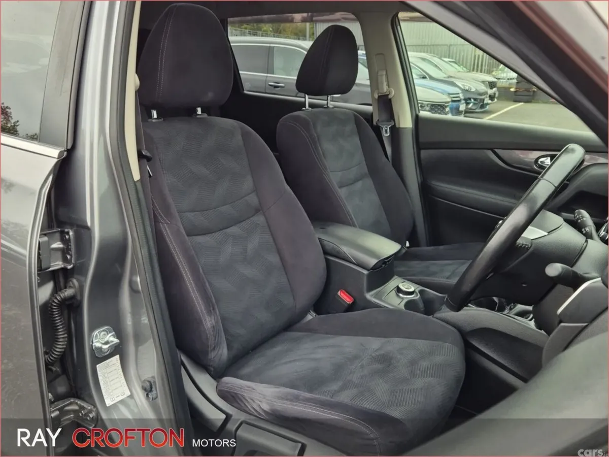 Nissan X-Trail SUV, Diesel, 2016, Grey