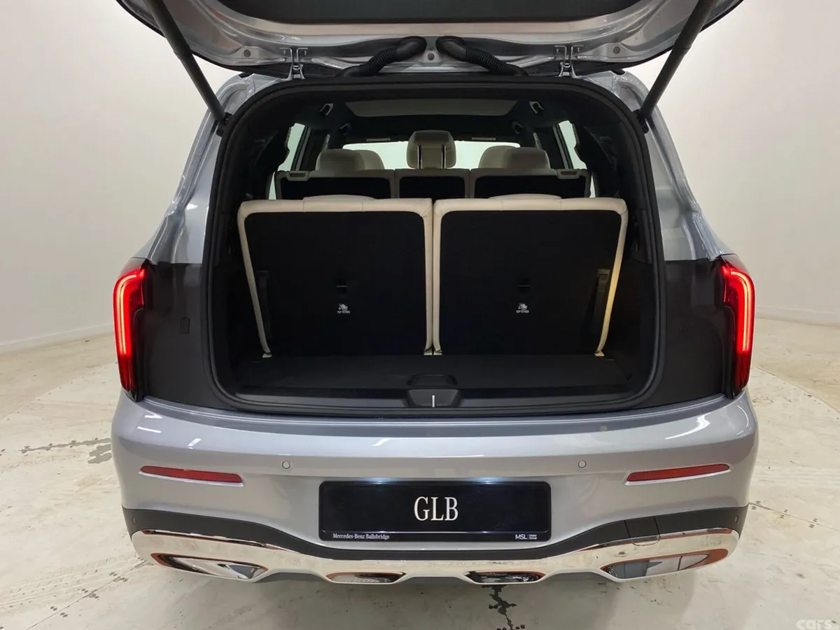 Mercedes-Benz GLB MPV, Electric, 2026, Silver