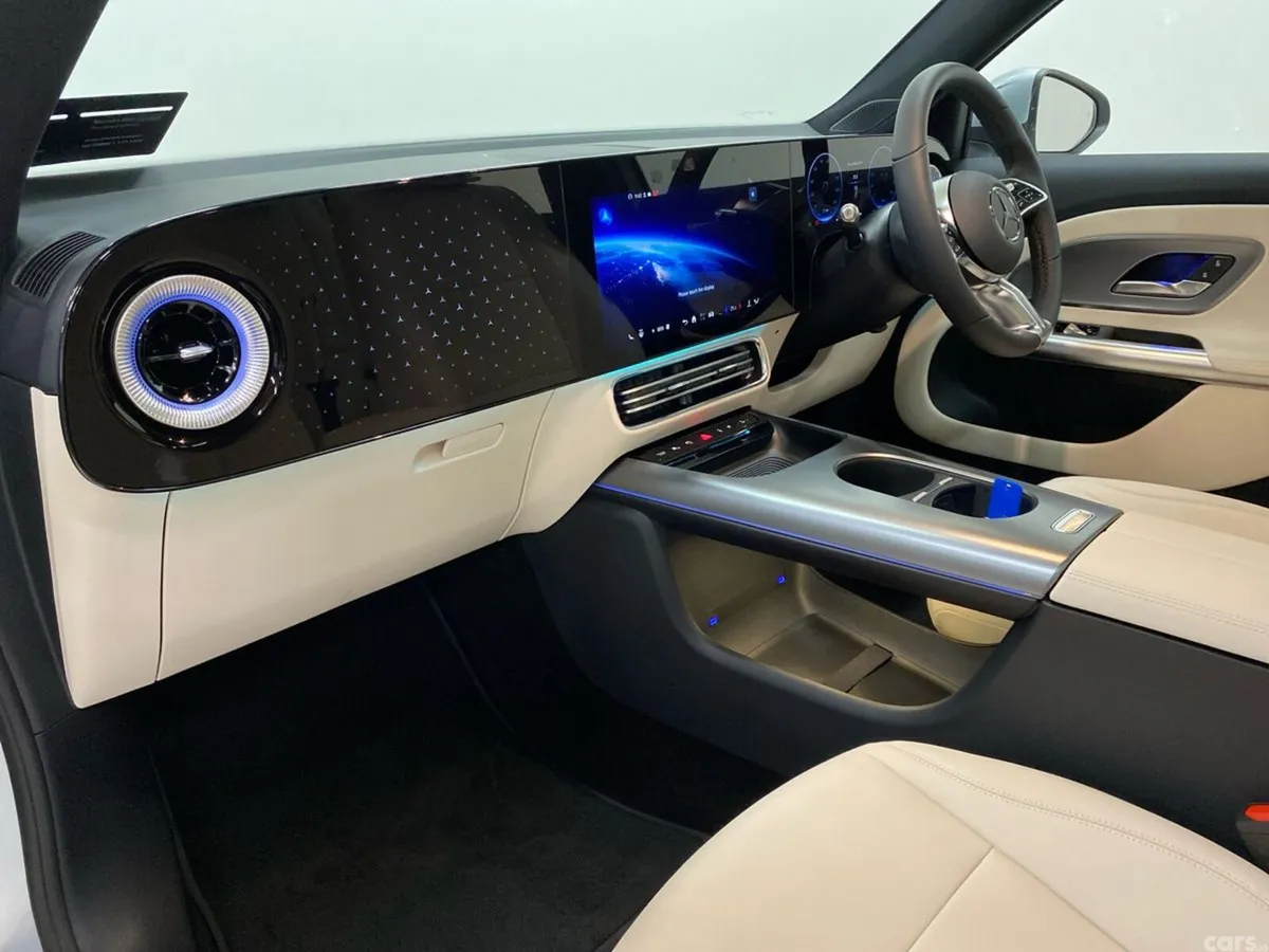 Mercedes-Benz GLB MPV, Electric, 2026, Silver