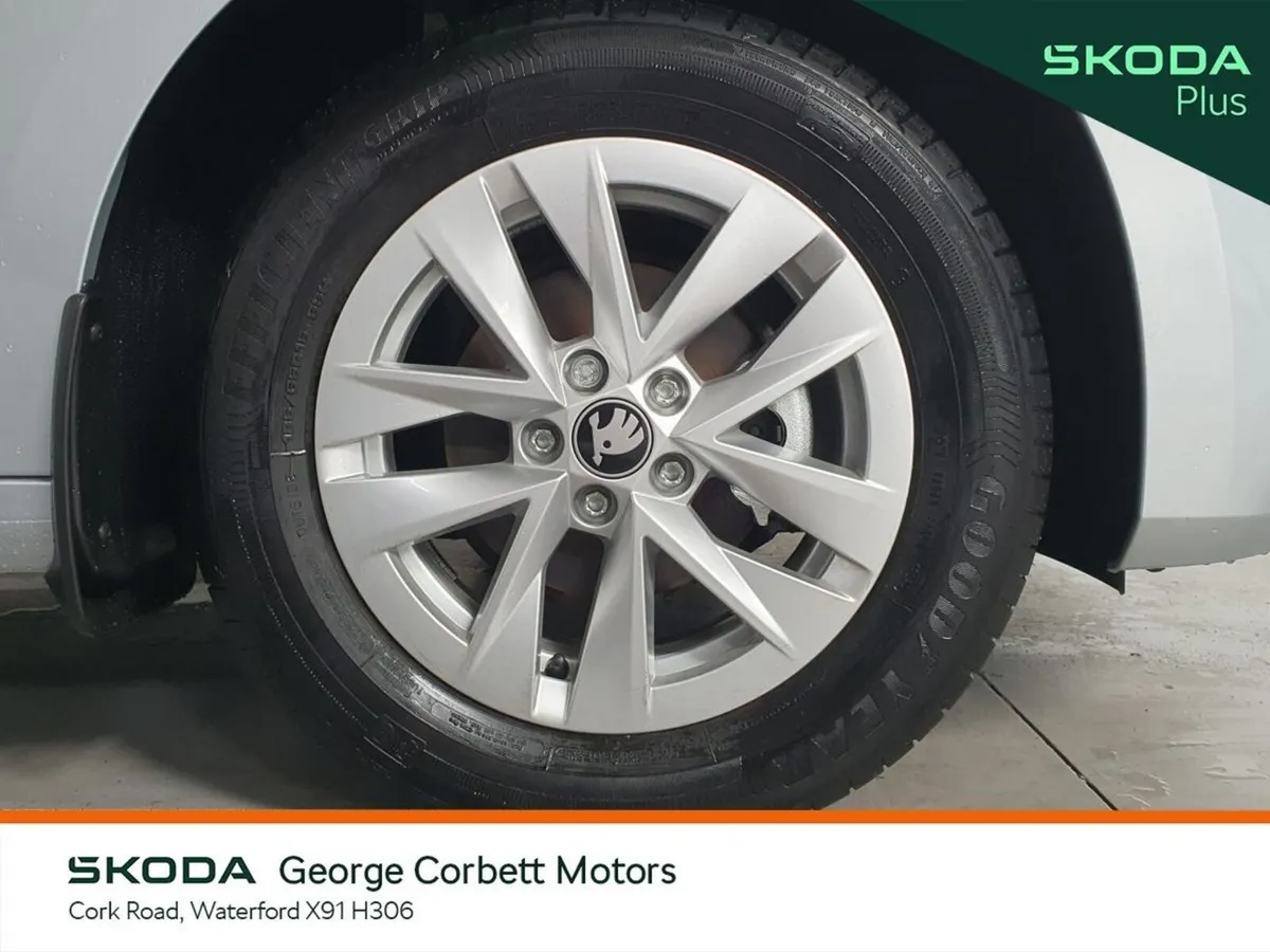 Skoda Fabia Hatchback, Petrol, 2026, Silver