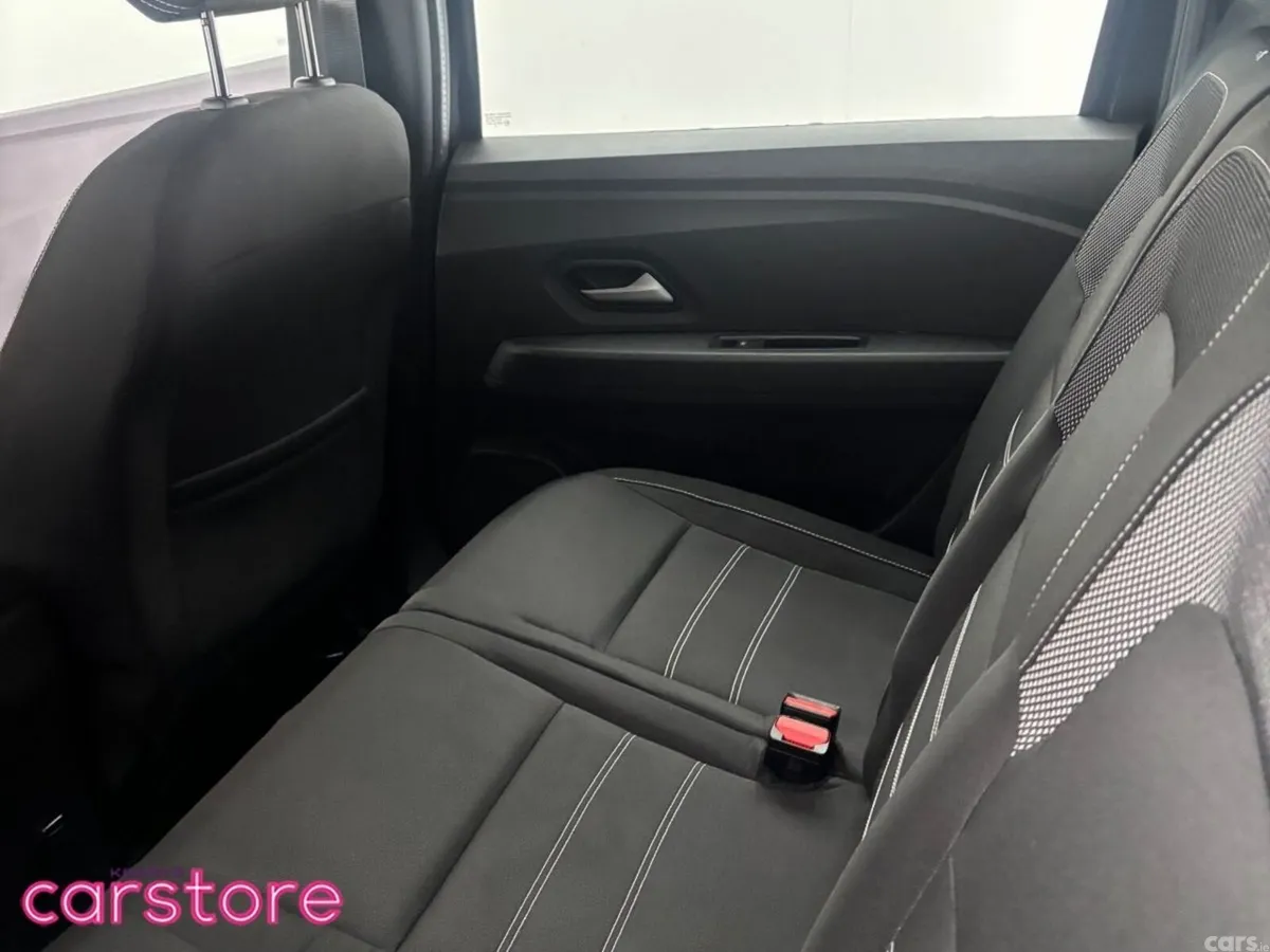 Dacia Jogger MPV, Petrol, 2023, Black
