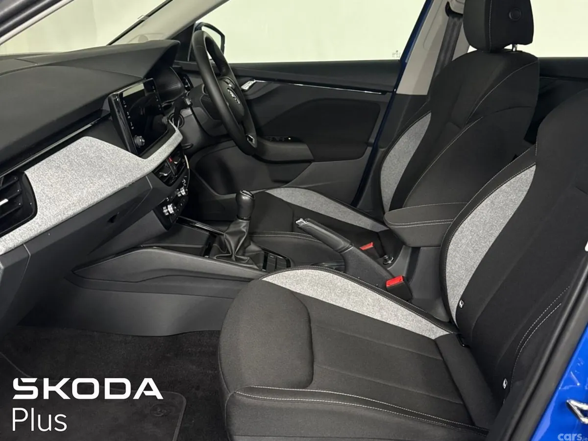Skoda Kamiq SUV, Petrol, 2025, Blue