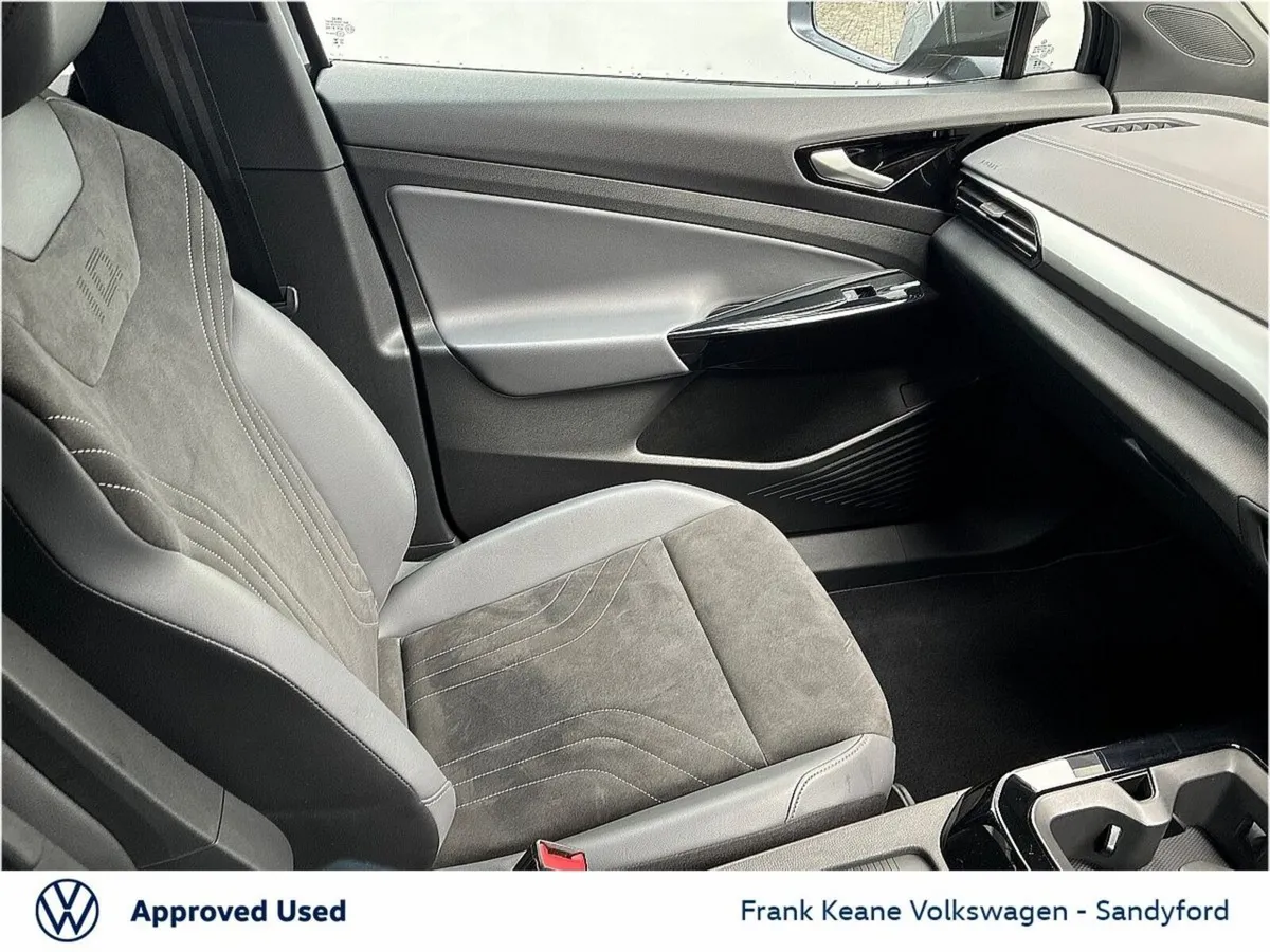Volkswagen ID.4 Estate, Electric, 2023, Black