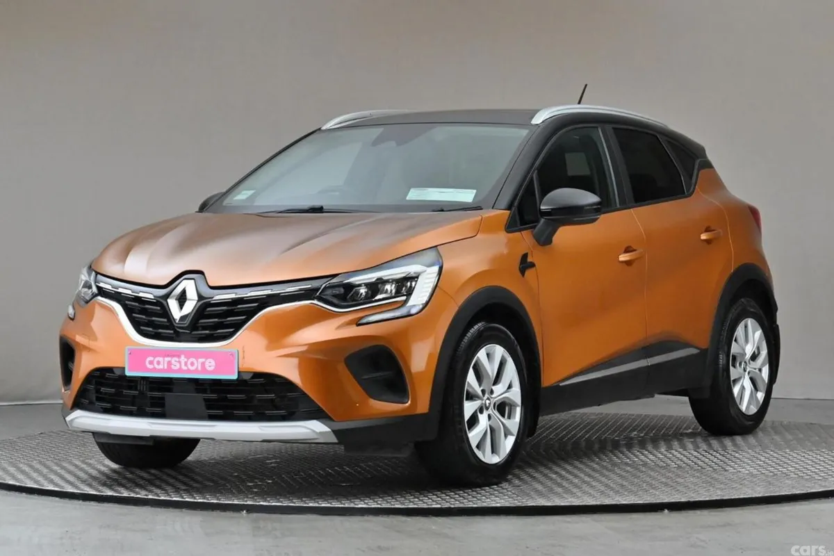 Renault Captur Hatchback, Petrol, 2021, Orange