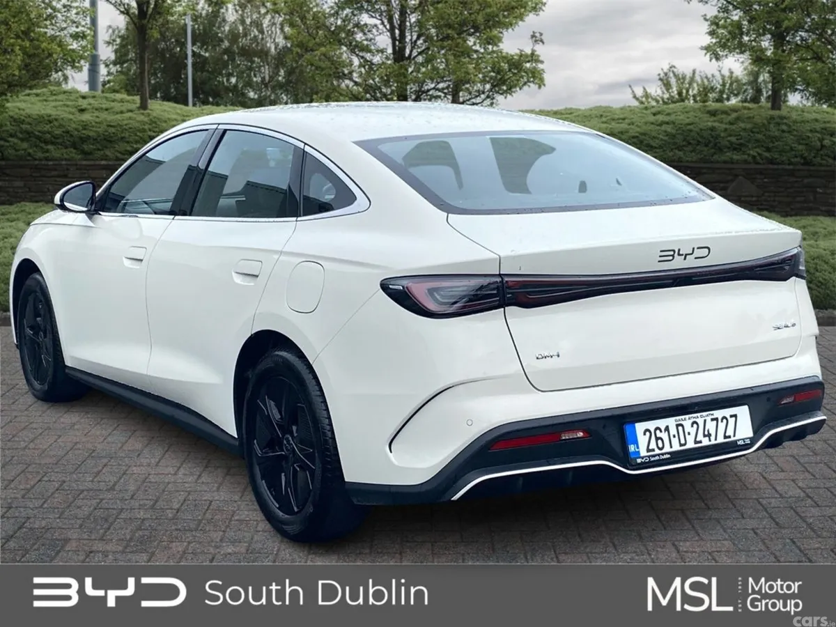 BYD Seal 6 Saloon, Petrol Plug-in Hybrid, 2026, White