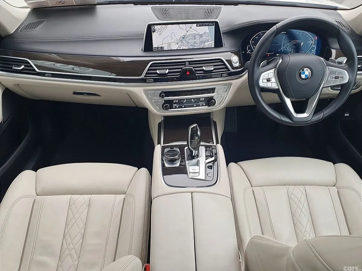 BMW 7-Series Saloon, Petrol Plug-in Hybrid, 2021, White