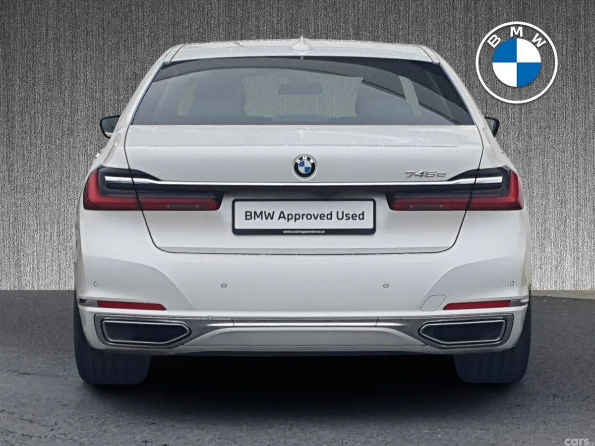 BMW 7-Series Saloon, Petrol Plug-in Hybrid, 2021, White