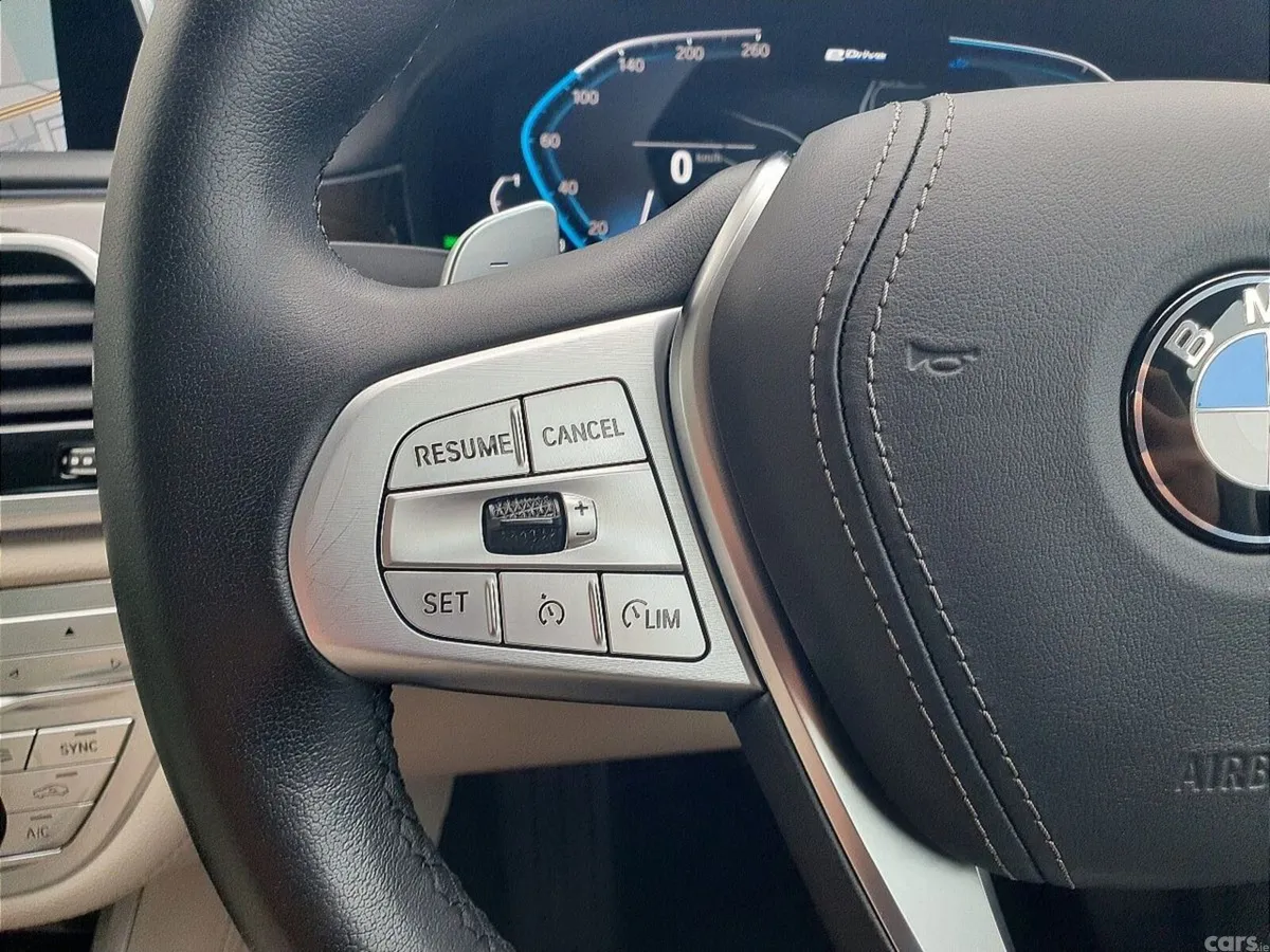 BMW 7-Series Saloon, Petrol Plug-in Hybrid, 2021, White