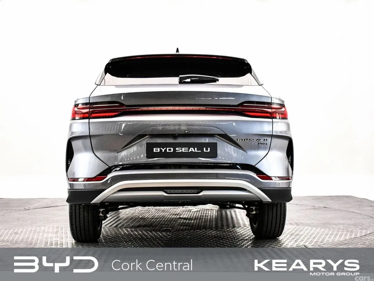 BYD SEAL U SUV, Petrol Plug-in Hybrid, 2026, Grey