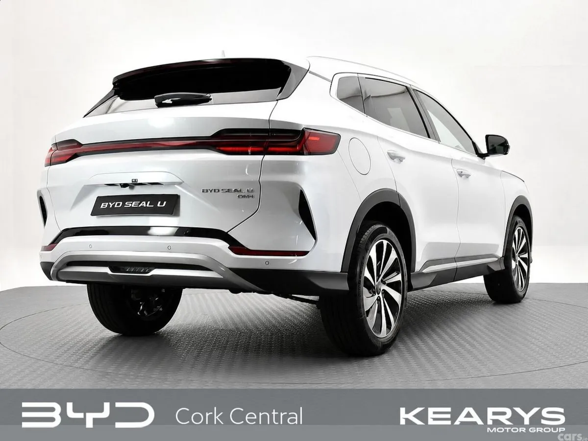 BYD SEAL U SUV, Petrol Plug-in Hybrid, 2026, White