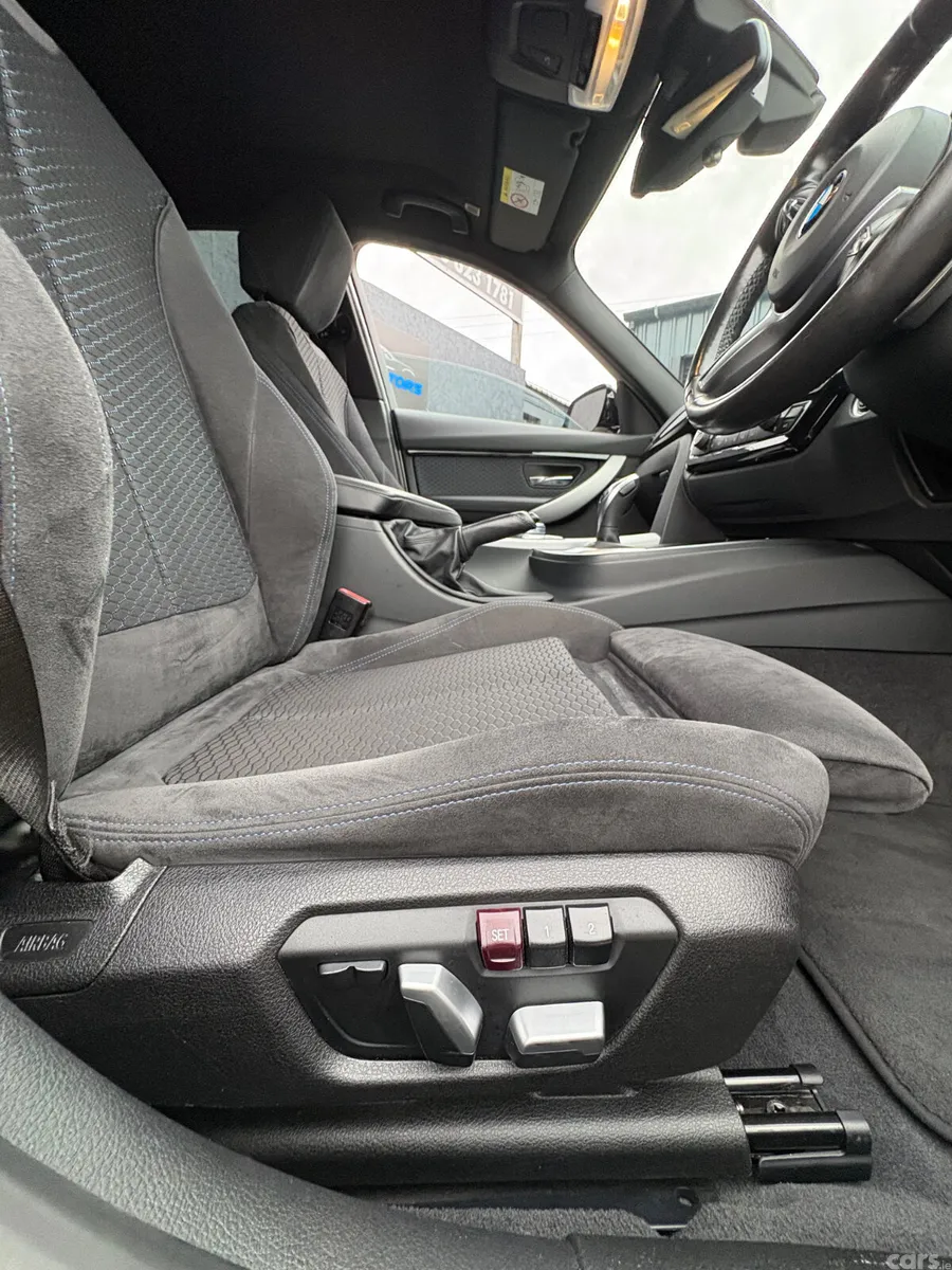 BMW 3-Series Saloon, Petrol, 2018, White