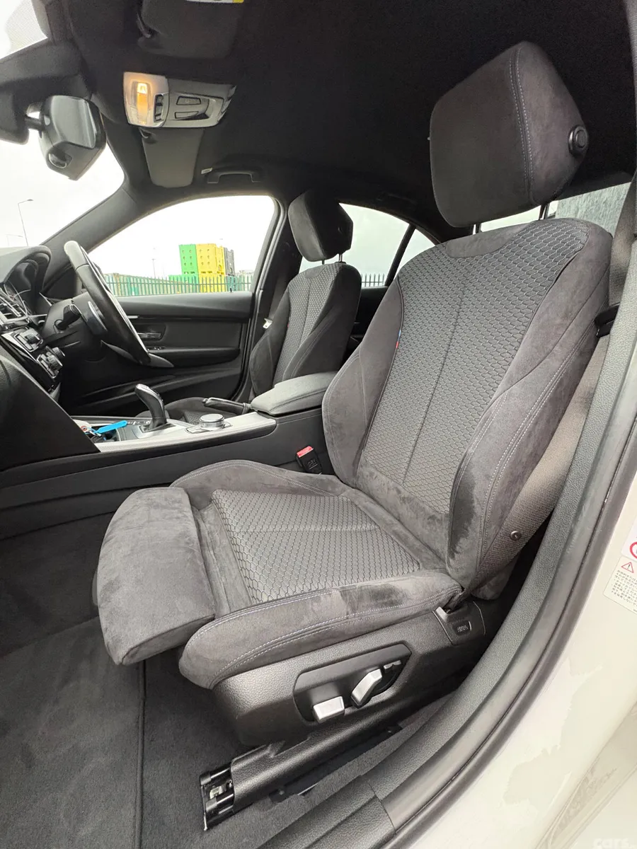 BMW 3-Series Saloon, Petrol, 2018, White