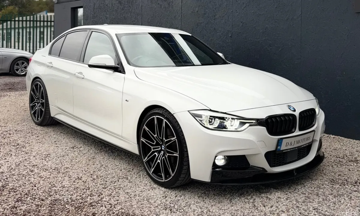 BMW 3-Series Saloon, Petrol, 2018, White